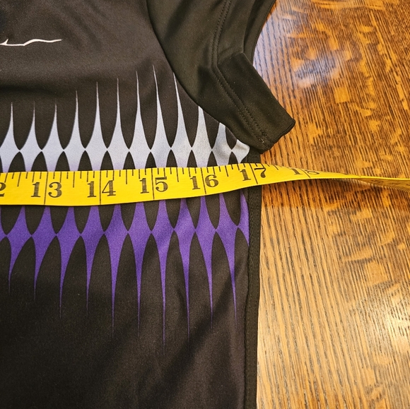 Nike Black Strappy Cap Sleeve Athletic Top - Picture 8 of 9